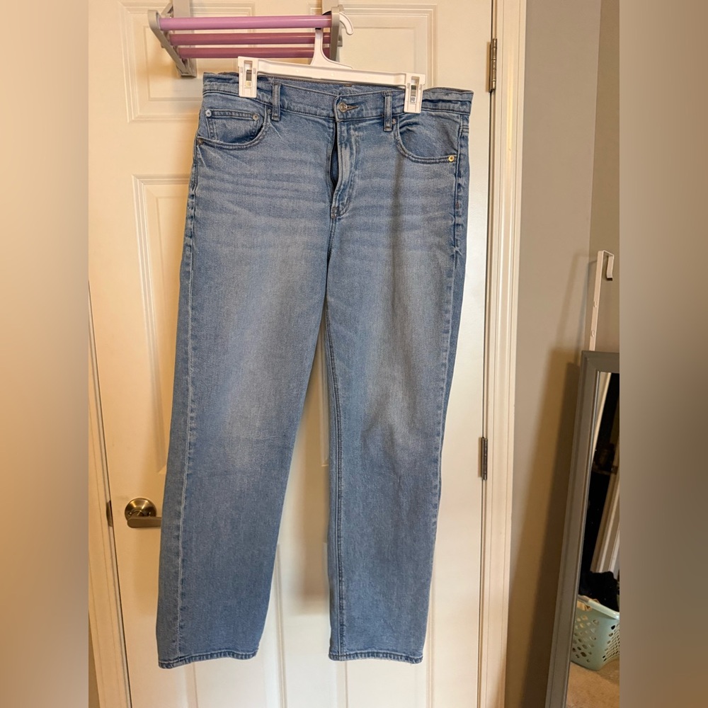 American Eagle Outfitters Light Blue Super High Rise Straight Leg Jeans